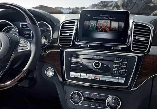 Mercedes-Benz bồi thường cho chủ xe 2,5 triệu bị mùi hôi điều hòa