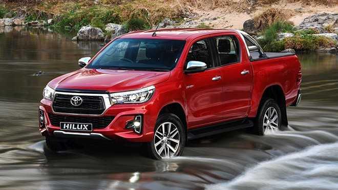 xe Toyota Hilux 