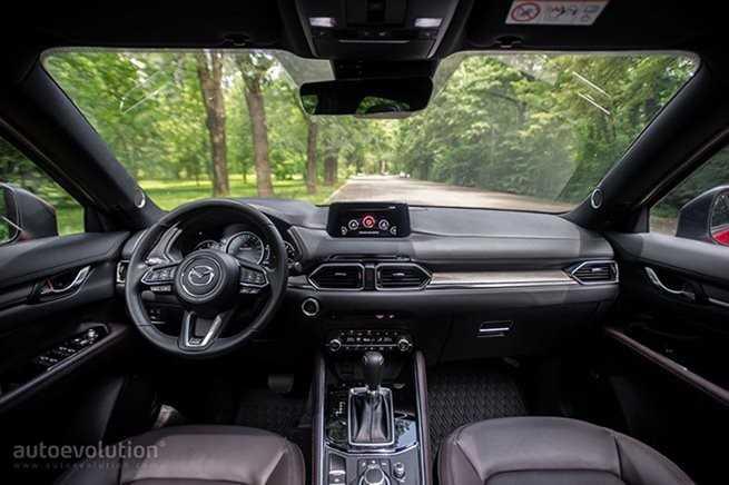 Nội thất xe Mazda CX-5 2020