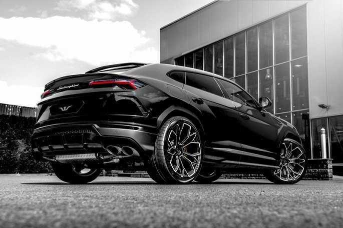 đuôi xe Lamborghini Urus