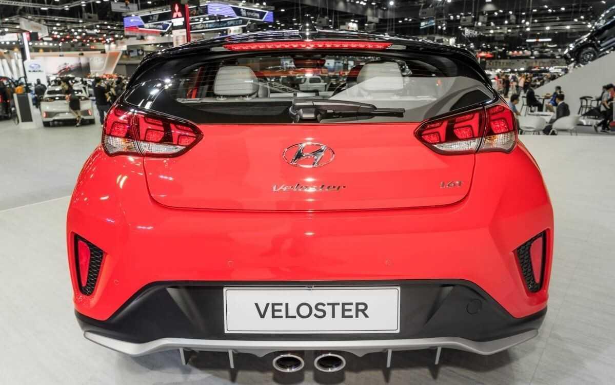 đuôi xe Hyundai Veloster