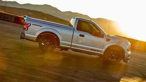 thân xe Ford F-150 Super Snake Sport