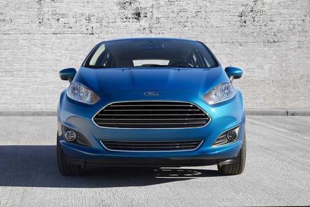 Ford lại tiếp tục bị tố cáo cố tình bán xe lỗi hộp số ra thị trường