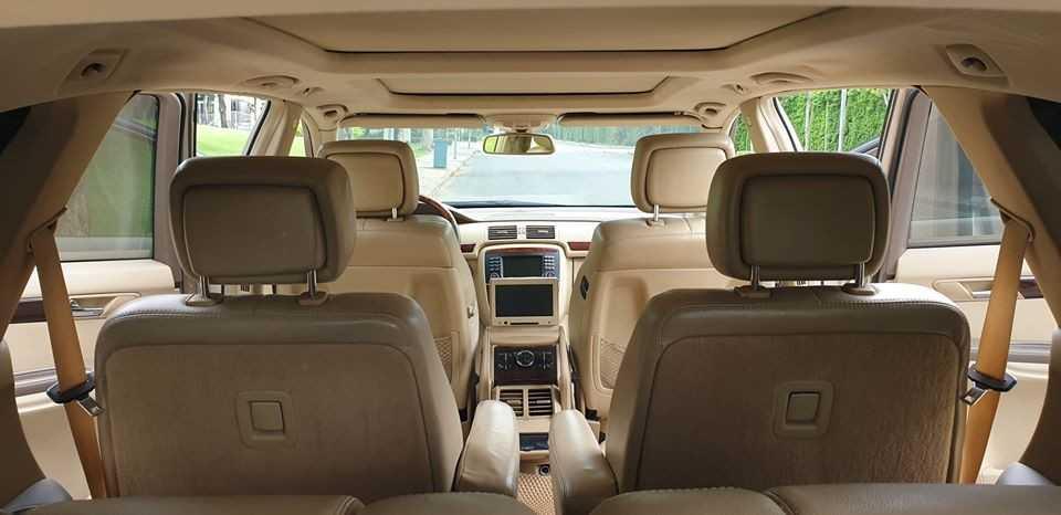 ghế ngồi Mercedes benz