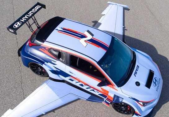 Hyundai phát triển xe bay, tham vọng làm dẫn đầu làng xe