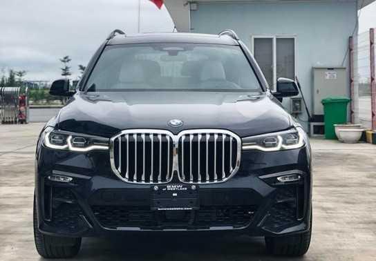 Giá xe ô tô liên tục giảm giá từ đầu tháng 12