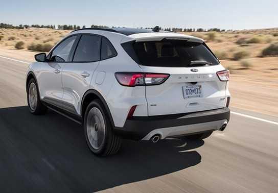 Thế hệ mới Ford Escape sẽ có thêm biến thể động cơ lai Hybrid