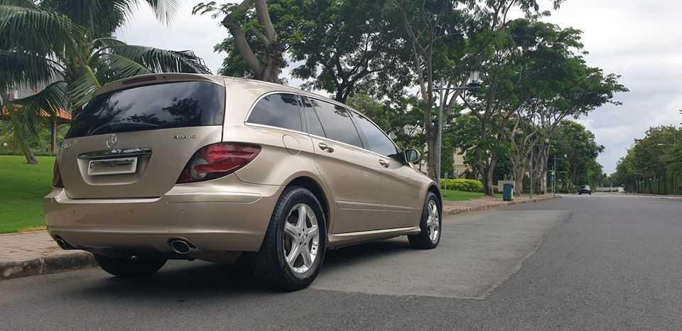 đuôi xe Mercedes-Benz
