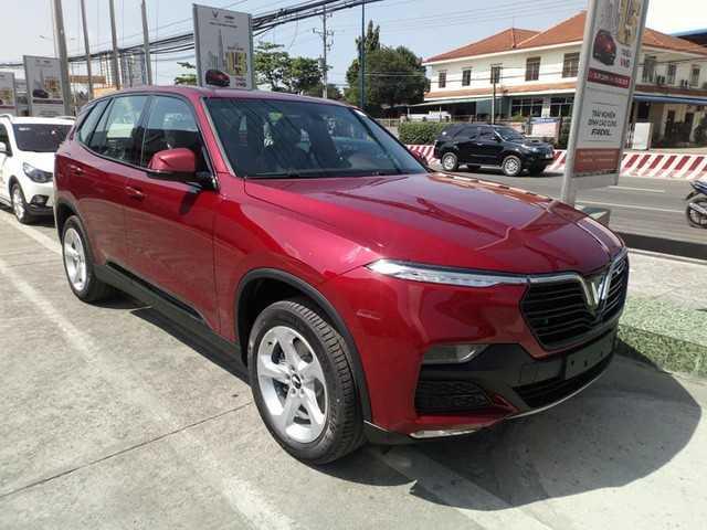 xe ô tô VinFast Lux SA2.0 