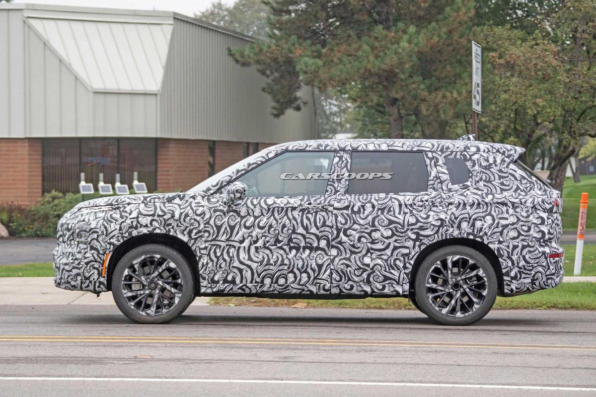 Mitsubishi Outlander ra mắt cuối 2020,