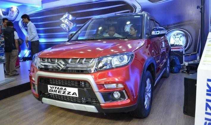 Ô tô Suzuki 7 chỗ phiên bản mới đẹp long lanh, giá chỉ từ 231 triệu đồngÔ tô Suzuki phiên bản 7 chỗ mới, giá chỉ từ 231 triệu đồng