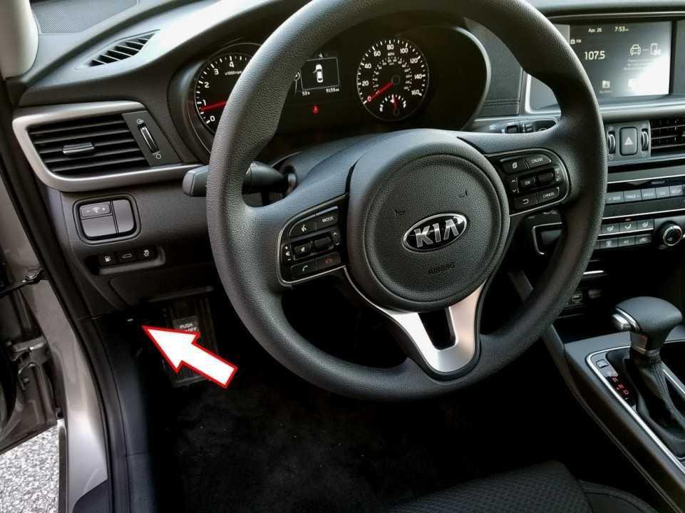 Cách mở nắp capo xe Kia Morning