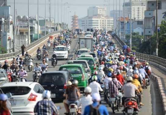 Chia sẻ kinh nghiệm lái ô tô trong thành phố