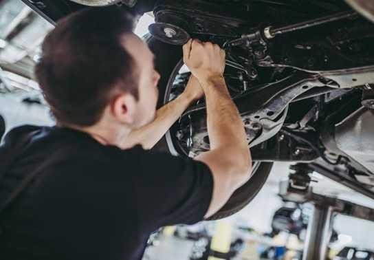 Dấu hiệu giúp phát hiện sớm các vấn đề của gầm xe