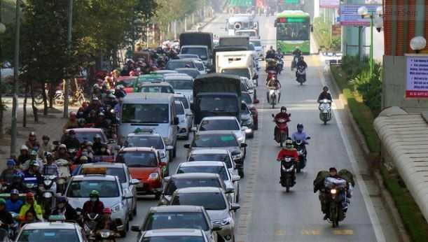 Chú ý đèn giao thông, không phanh gấp