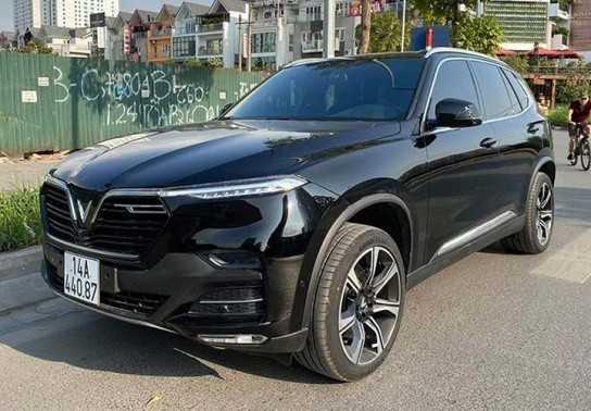 thân xe VinFast Lux SA2.0