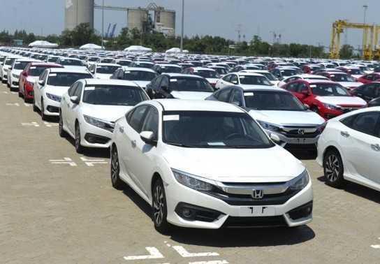 Lý do ôtô giảm giá ồ ạt trong 2019