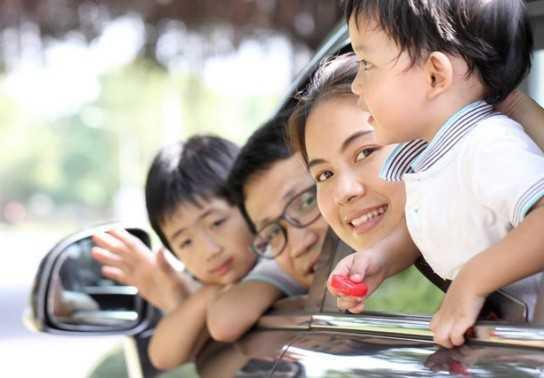 Có tiền dại gì không mua ôtô, đời người thì lại ngắn ngủi