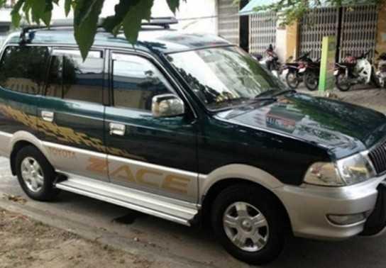 'Xe cổ' Toyota Zace giữ giá một cách kỳ lạ