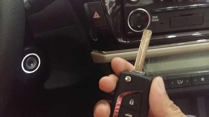 Không rút được chìa khoá ra khỏi ổ sau khi tắt máy