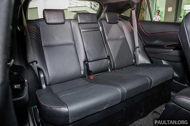 Nội thất xe Toyota Harrier