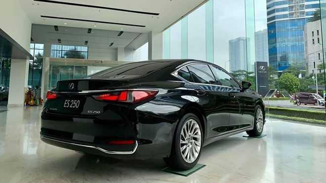 Lexus ES 250 2020 về Việt Nam, giá 2,54 tỉ đồng 