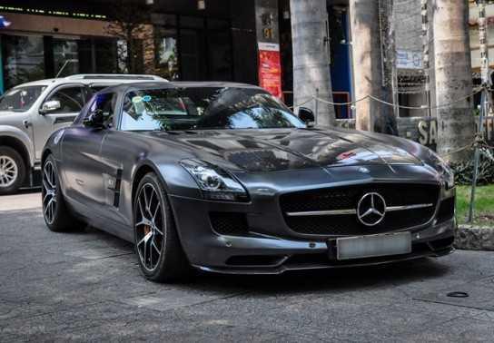 Ông Đặng Lê Nguyên Vũ tậu siêu xe Mercedes-AMG SLS GT Final Edition