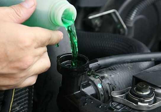 Những nguyên nhân và cách khắc phục động cơ ô tô quá nhiệt?