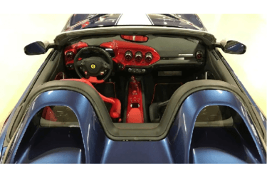 Nội thất ấn tượng của chiếc xe