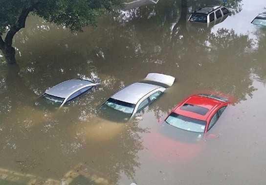 Tại sao xe ngập nước trở nên vô giá trị?