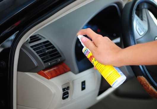 Vệ sinh nội thất ô tô đừng quên các chi tiết này