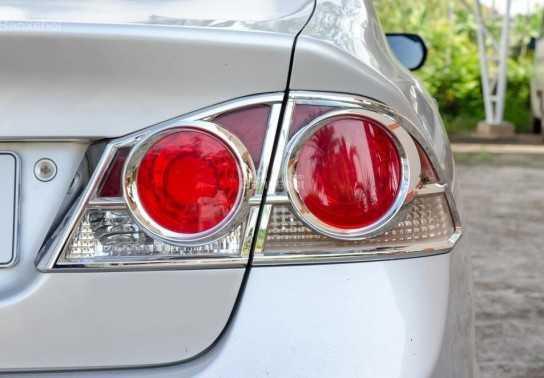 Những lưu ý quan trọng khi chọn đèn hậu cho xe ô tô