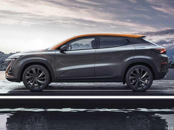 Ngoại thất xe UNI T từ Trung Quốc