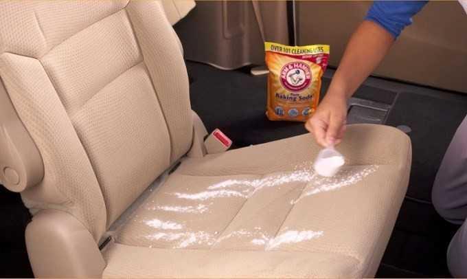 Một số mẹo nhỏ đối với các vết bẩn đặc biệt trên ghế nỉ mà các chủ xe có thể tham khảo như sau: