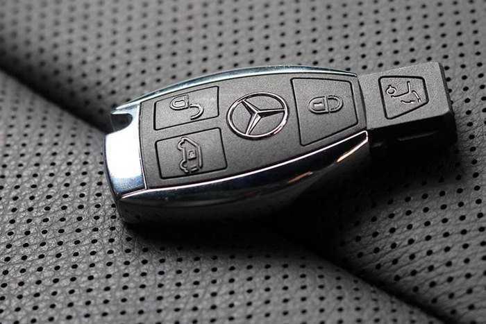 Chìa khóa thông minh xe ô tô