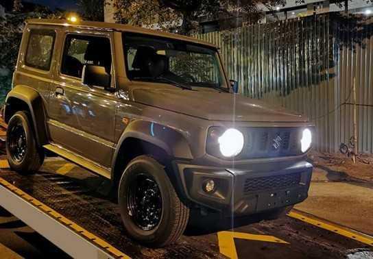 SUV "tí hon" Suzuki Jimny - xế off-road đầu tiên về Việt Nam