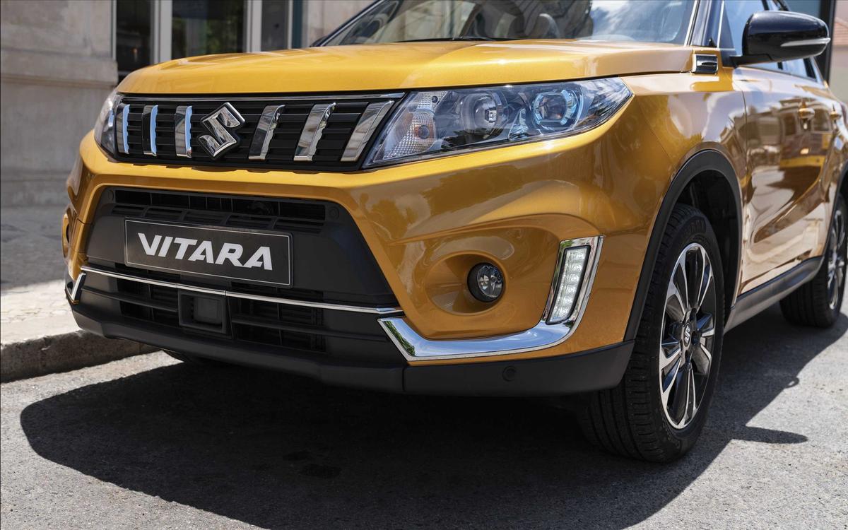 đầu xe Suzuki Vitara 2020