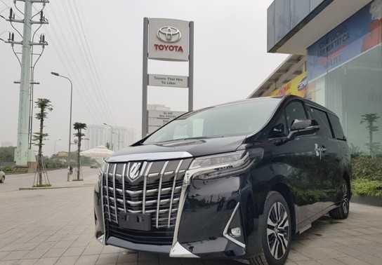 Triệu hồi Toyota Alphard "Chuyên cơ mặt đất" vì lỗi dây an toàn