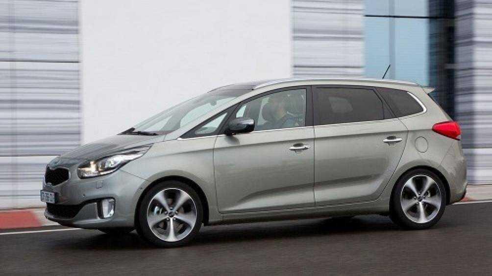 Kia Carens 2013–2014