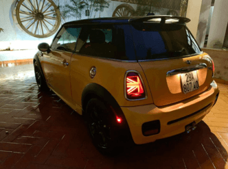 đuôi xe MINI Cooper S