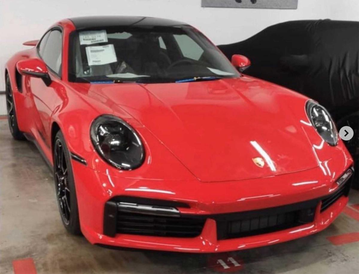 Lộ diện hình ảnh Porche 911 Turbo S 992 phiên bản mới trước ngày ra mắt 