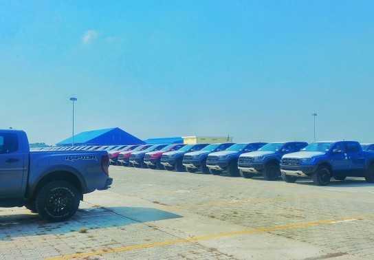 Lô hàng Ford Ranger Raptor 2020 phiên bản nâng cấp đầu tiên về Việt Nam