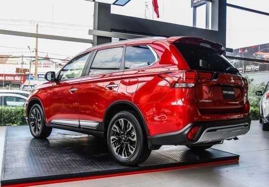 Chi tiết xe Mitsubishi Outlander 2020 nâng cấp nhiều trang bị với mức giá không đổi