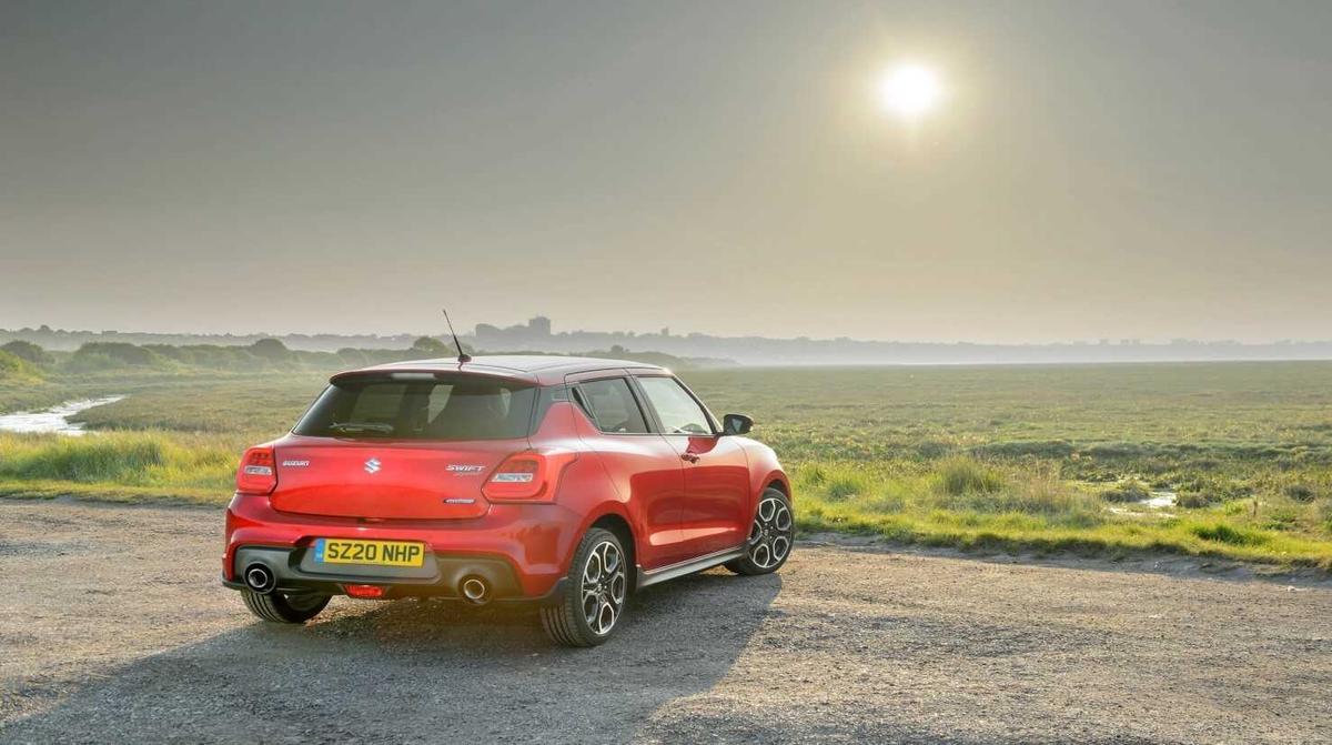 đuôi xe Suzuki Swift Sport 2020