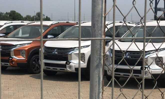Mitsubishi Xpander 2020 dàn hàng trên cảng Việt Nam