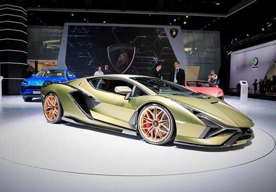 Lamborghini Sián được rao bán với giá gấp 2 lần dù chưa giao xe khiến các đại gia "xanh mặt"