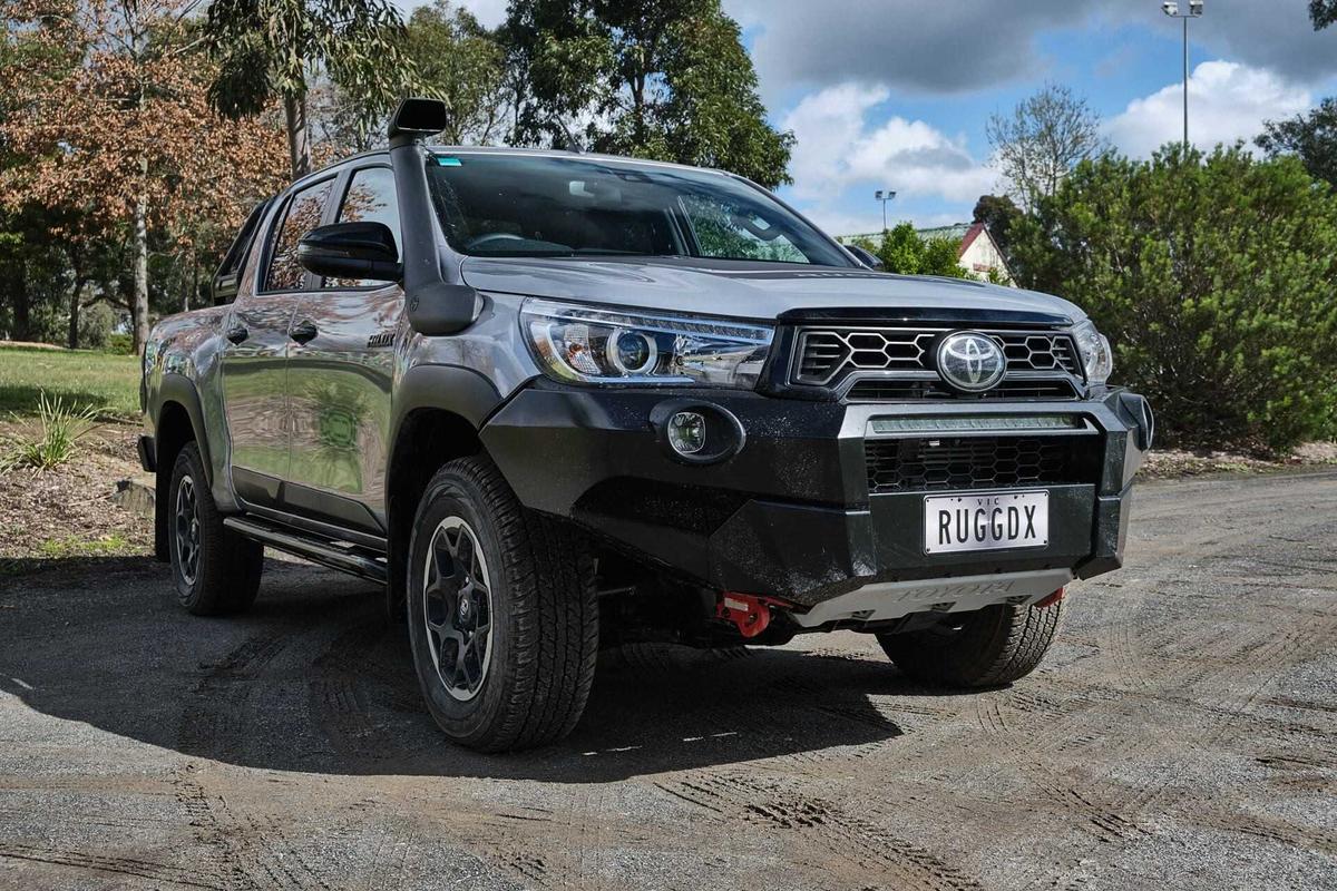 Toyota Hilux đột phá