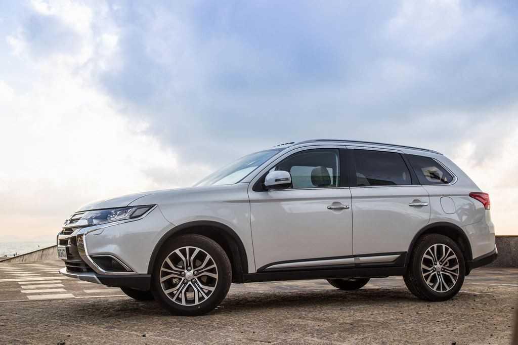 Mitsubishi Outlander 2.4