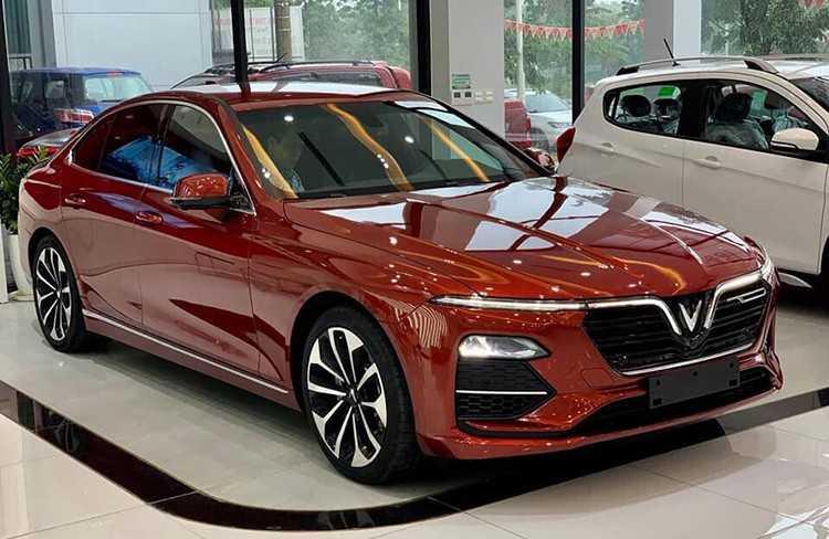 Đại lý chiết khấu giá xe VinFast hàng trăm triệu đồng