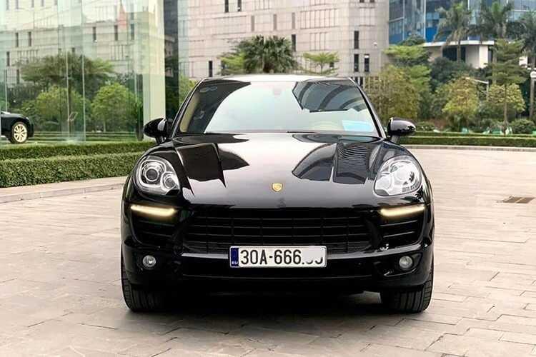 đầu xe Porsche Macan